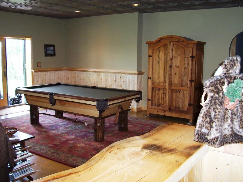 rustic log pool table gameroom